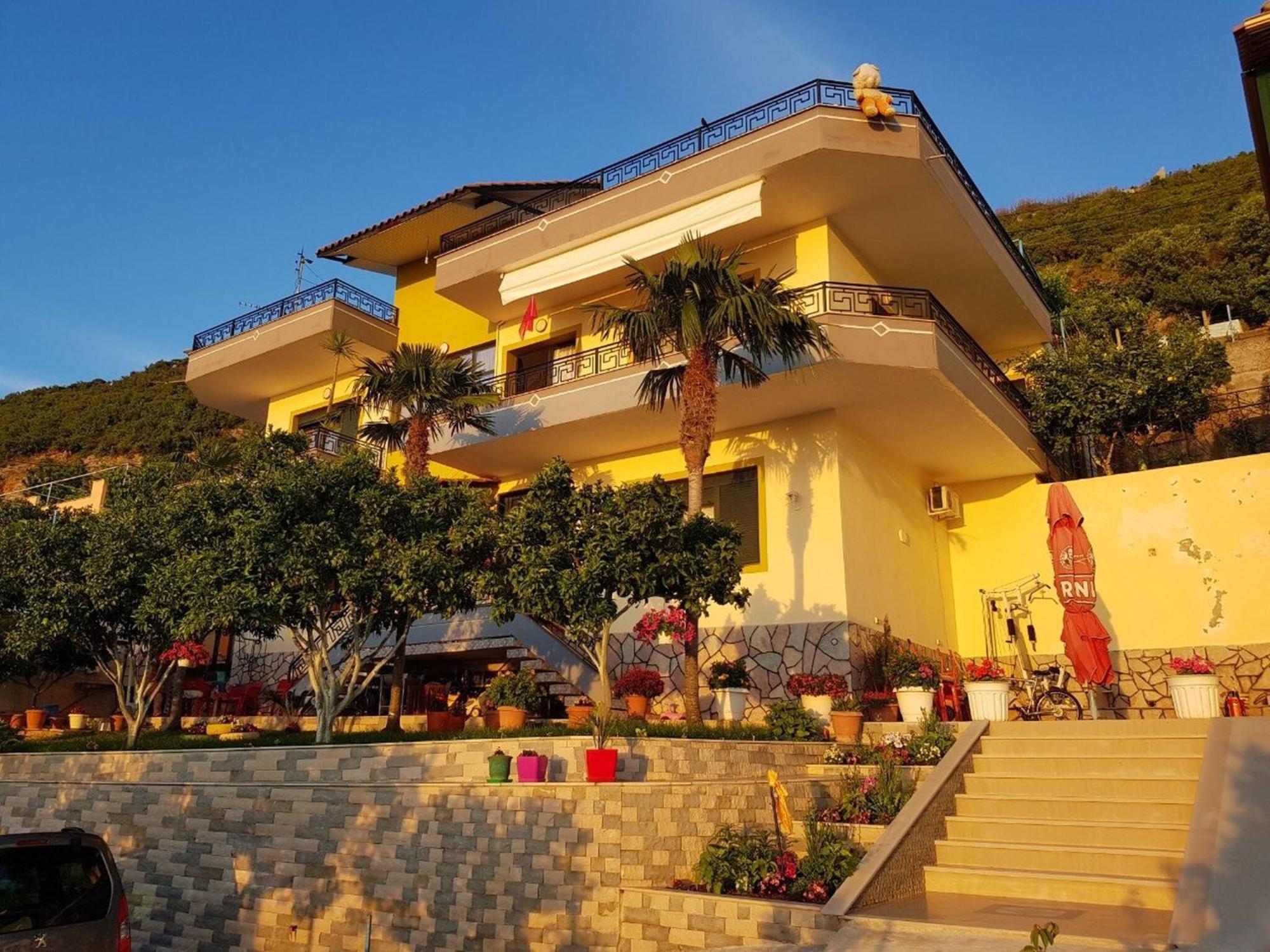 Villa Meminaj Vlorë Exterior foto